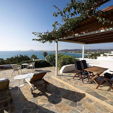 Charming Naxos Villa, Ocean Views, Modern Comfort, Tranquil Escape Mikrí Vígla