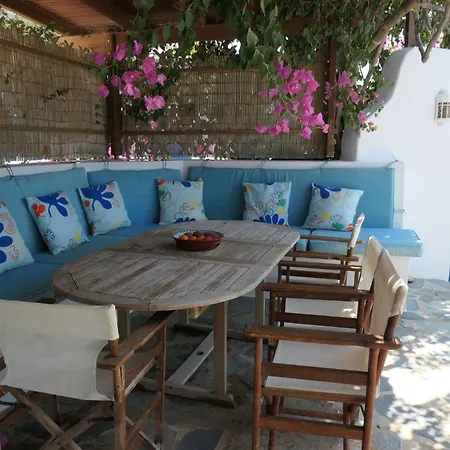 Villa Charming Naxos Villa, Ocean Views, Modern Comfort, Tranquil Escape Mikrí Vígla
